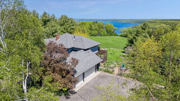 4099 Penfield CT S, Afton, MN 55001