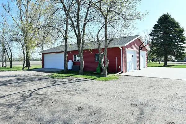 347 4th AVE W, Hunter, ND 58048