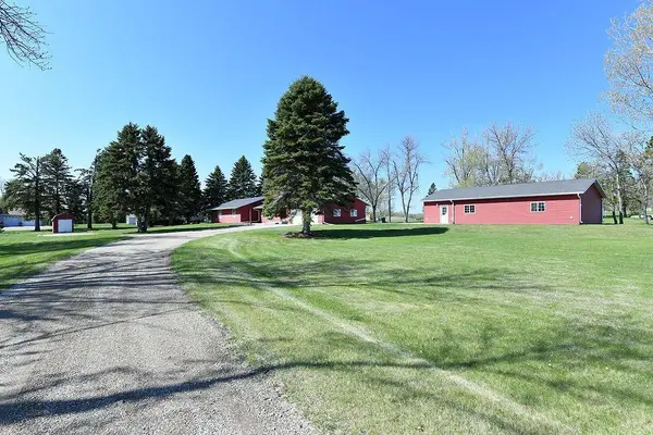347 4th AVE W, Hunter, ND 58048