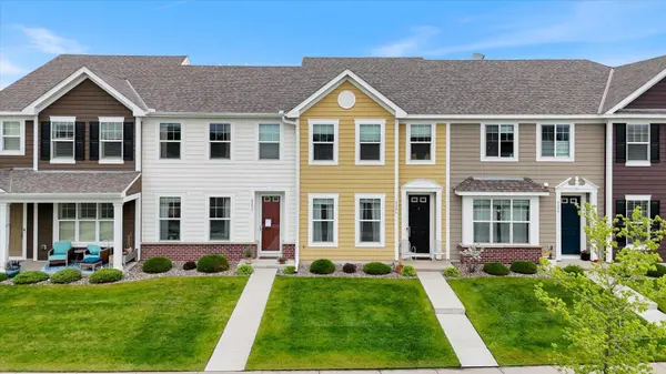 8286 Jonquil LN N, Maple Grove, MN 55369