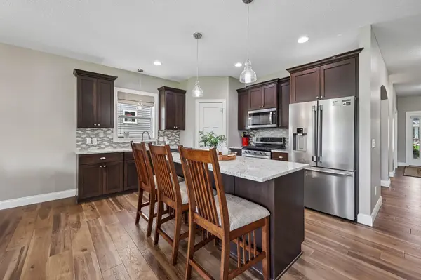 23295 Aspen LN, Rogers, MN 55374