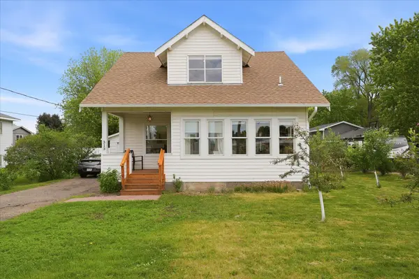 313 W 4th ST, Monticello, MN 55362