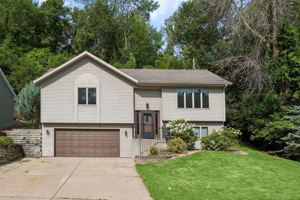 2308 Brooks AVE, Red Wing, MN 55066