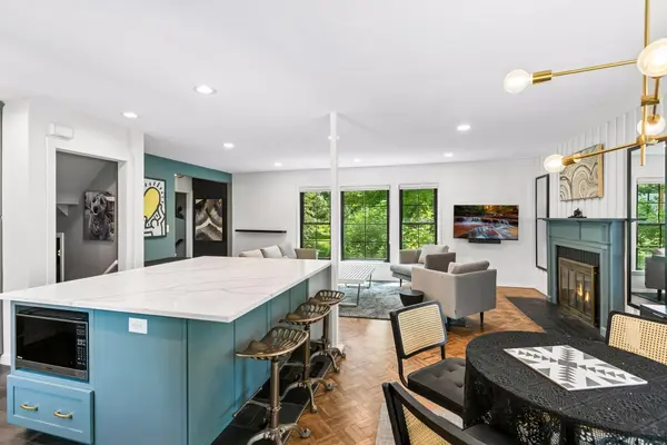 2320 Parklands RD, Saint Louis Park, MN 55416