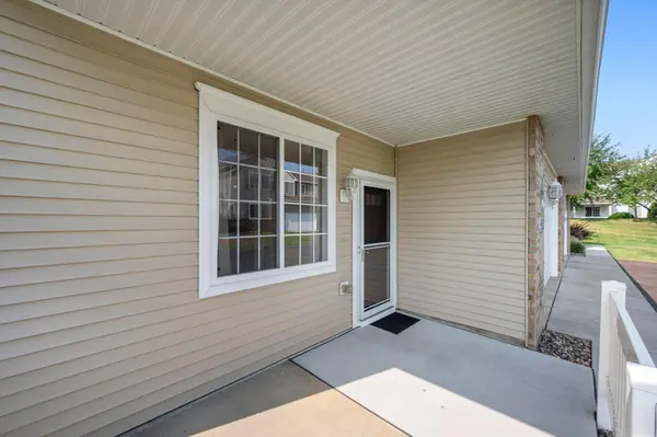 4709 Blaylock WAY #2804, Inver Grove Heights, MN 55076