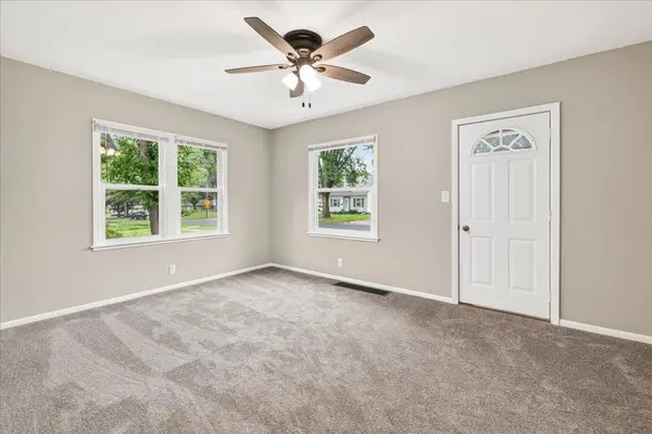 725 4th AVE SW, Hutchinson, MN 55350