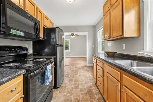 725 4th AVE SW, Hutchinson, MN 55350