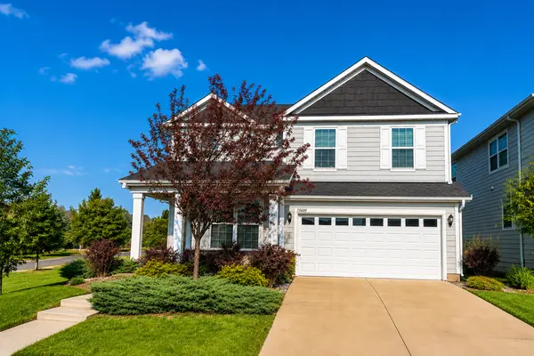 15600 Eddy Creek WAY, Apple Valley, MN 55124