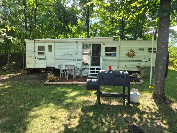 5402 Whistle RD, Isle, MN 56342