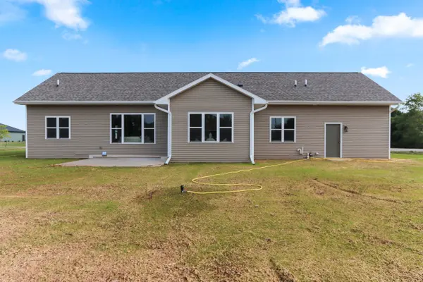 305 BATTERY AVE, De Pere, WI 54115