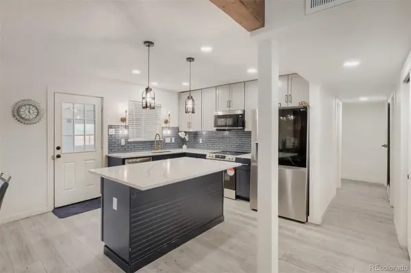 935 Quari ST, Aurora, CO 80011