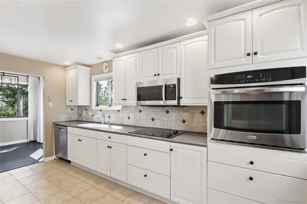 6136 High DR, Morrison, CO 80465