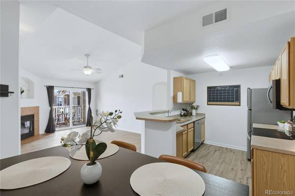 7440 S Blackhawk ST #14-305, Englewood, CO 80112