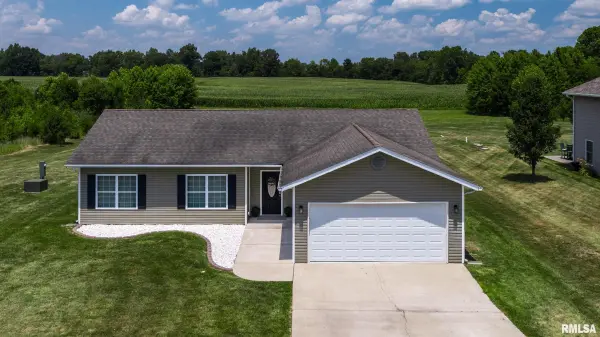 187 Lavern RD, Desoto, IL 62924