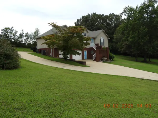 1325 Matthew Ave, Lawrenceburg, TN 38464