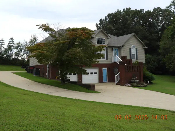 1325 Matthew Ave, Lawrenceburg, TN 38464