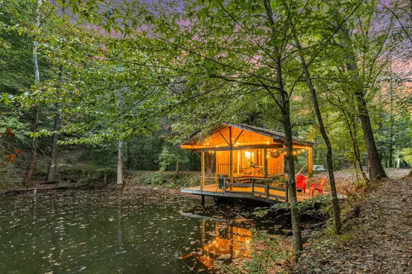 5192 Whitlow Mountain Rd, Ashland City, TN 37015