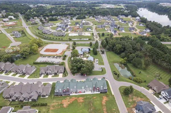 17 Anderton Dr, Winchester, TN 37398