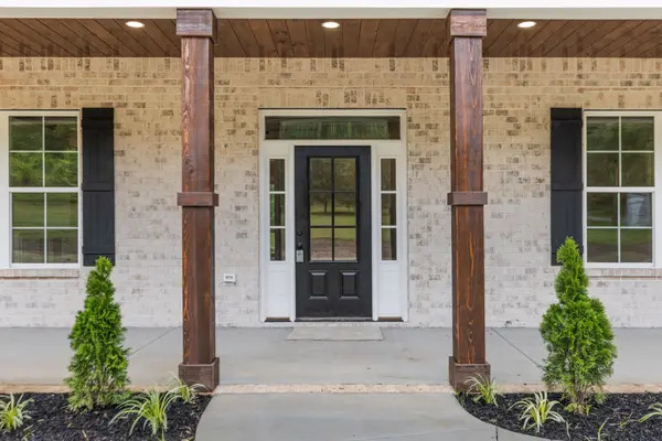 4518 Dry Fork Rd, Hampshire, TN 38461