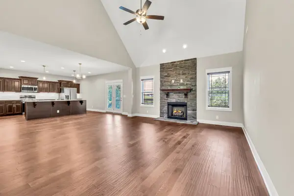 4018 Cooper Creek Rd, Woodlawn, TN 37191