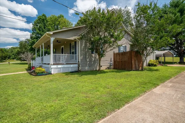 612 Clax Branch Rd, Loretto, TN 38469