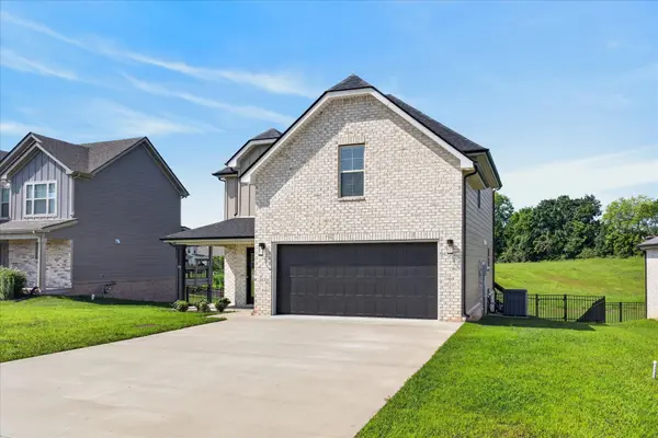 393 Frontier Drive, Clarksville, TN 37043