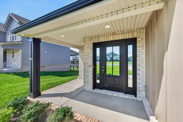 393 Frontier Drive, Clarksville, TN 37043