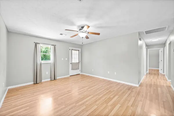 123 Morgan Loop, Bumpus Mills, TN 37028