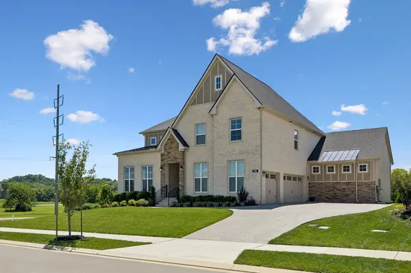 5011 High Park Hill Dr, Arrington, TN 37014