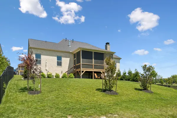 5011 High Park Hill Dr, Arrington, TN 37014