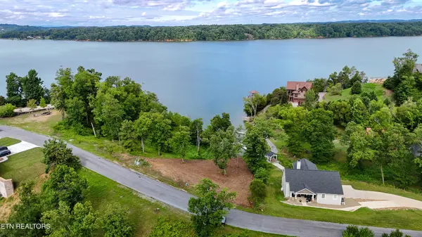 57 Stone Harbor Drive, Dandridge, TN 37725