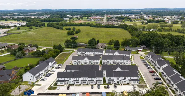 407 Curtis Hilton Way, Lebanon, TN 37087