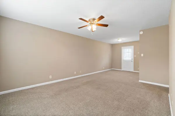 213 Harrier Ct, Clarksville, TN 37042