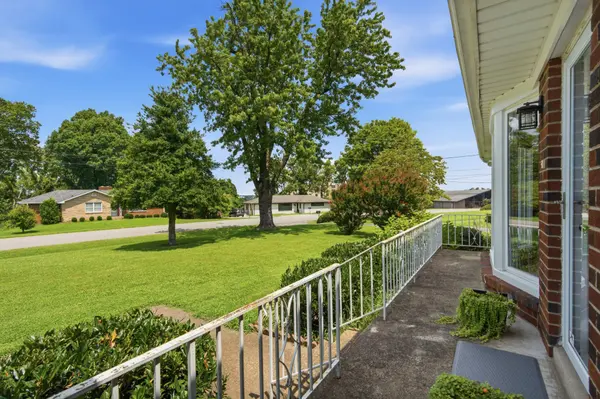 925 Havenhill Dr, Nashville, TN 37217