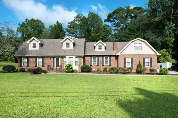 725 Everhart Drive #NW, Cleveland, TN 37311