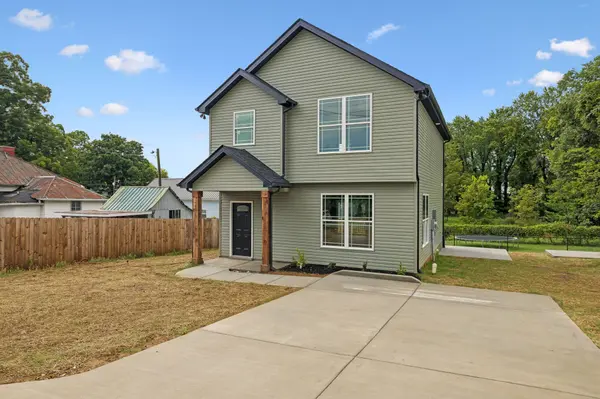206 15th Ave #W, Springfield, TN 37172