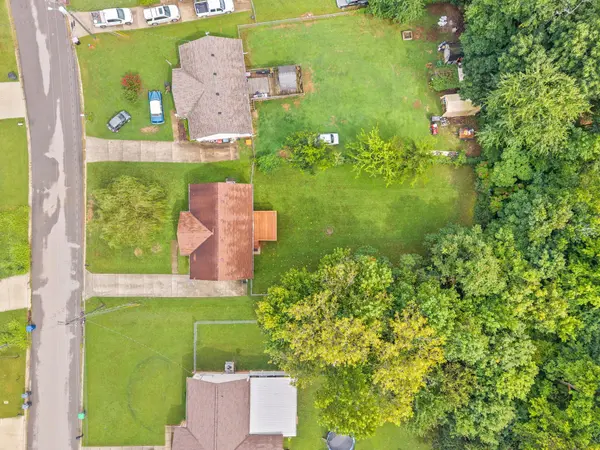 622 Woodhaven Dr, Clarksville, TN 37042
