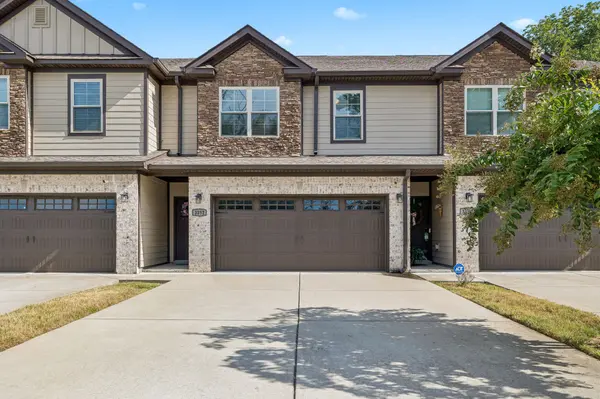 3352 Alta Ln, Murfreesboro, TN 37128