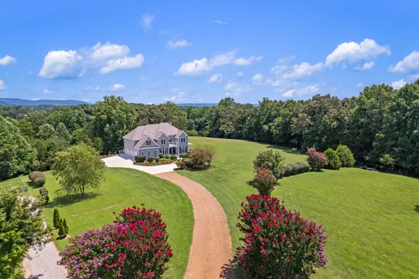 5565 Keller Rd, Cookeville, TN 38506
