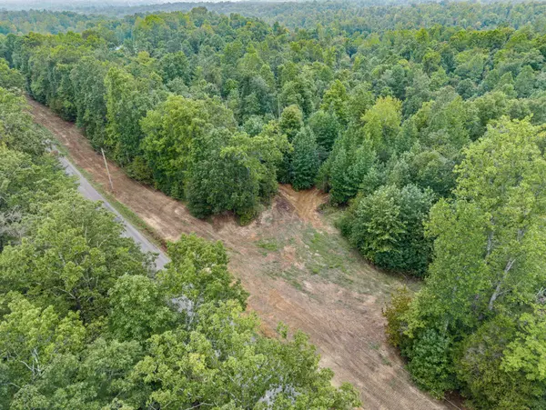 5 Selph Rd, Stewart, TN 37175