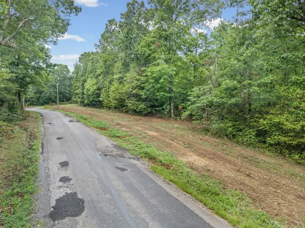 6 Selph Rd, Stewart, TN 37175