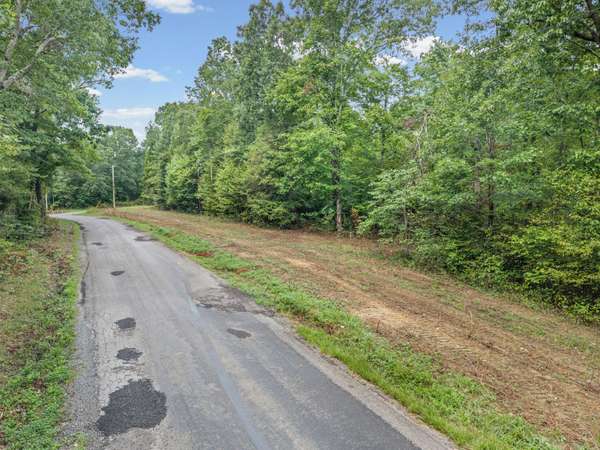 7 Selph Rd, Stewart, TN 37175