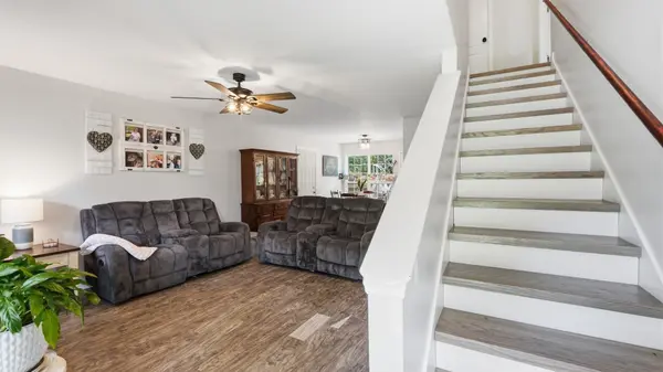 586 Jean Dr, Tullahoma, TN 37388