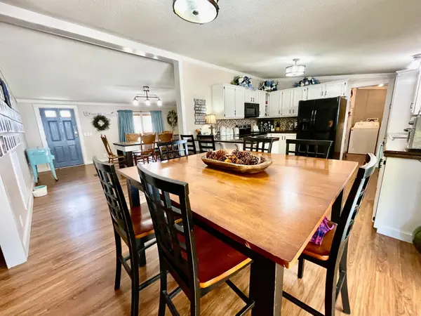 215 Cypress Creek Cv, Linden, TN 37096