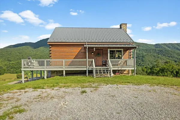 490 Mountain Springs Rd, Tannersville, VA 24377