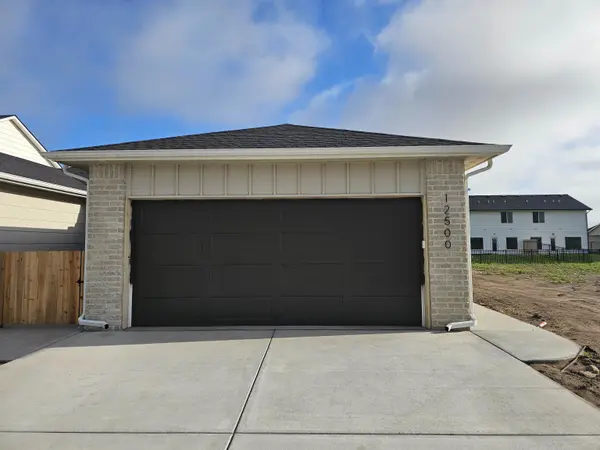12560 W Rosemary St, Maize, KS 67223