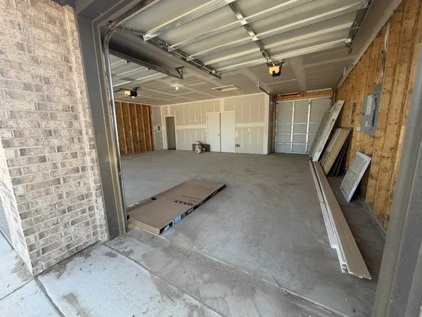 701 N Wheatland Ct, Wichita, KS 67235