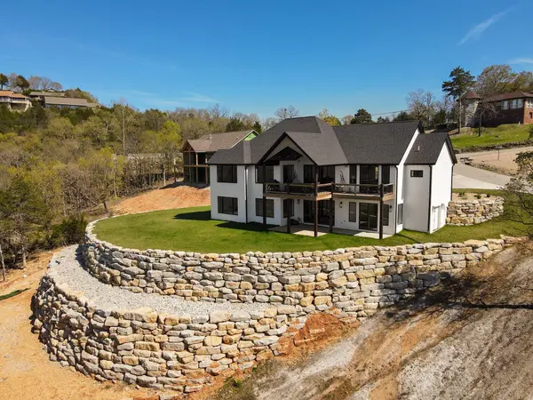 70 Bluff Run Drive, Kimberling City, MO 65686