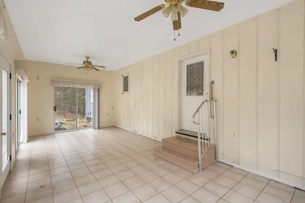 2575 State Hwy Oo, Reeds Spring, MO 65737