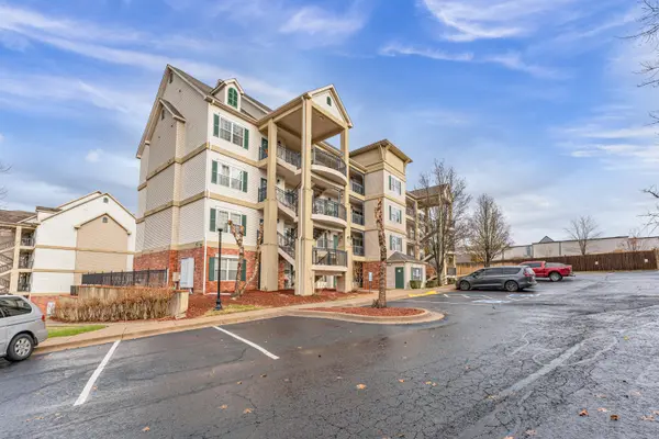 3830 Green Mountain Drive #402, Branson, MO 65616